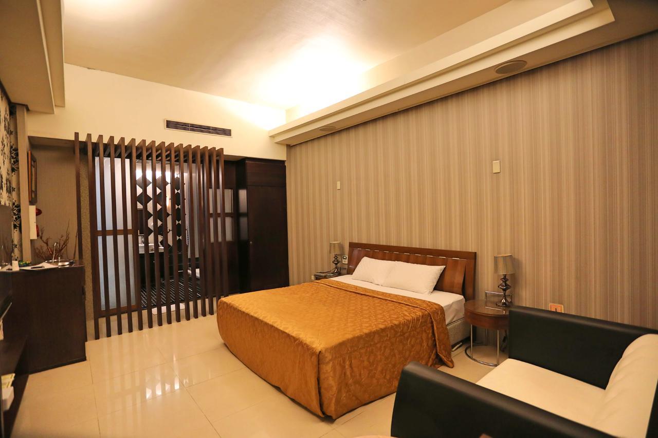Hua Jia Motel Тайнань Екстер'єр фото